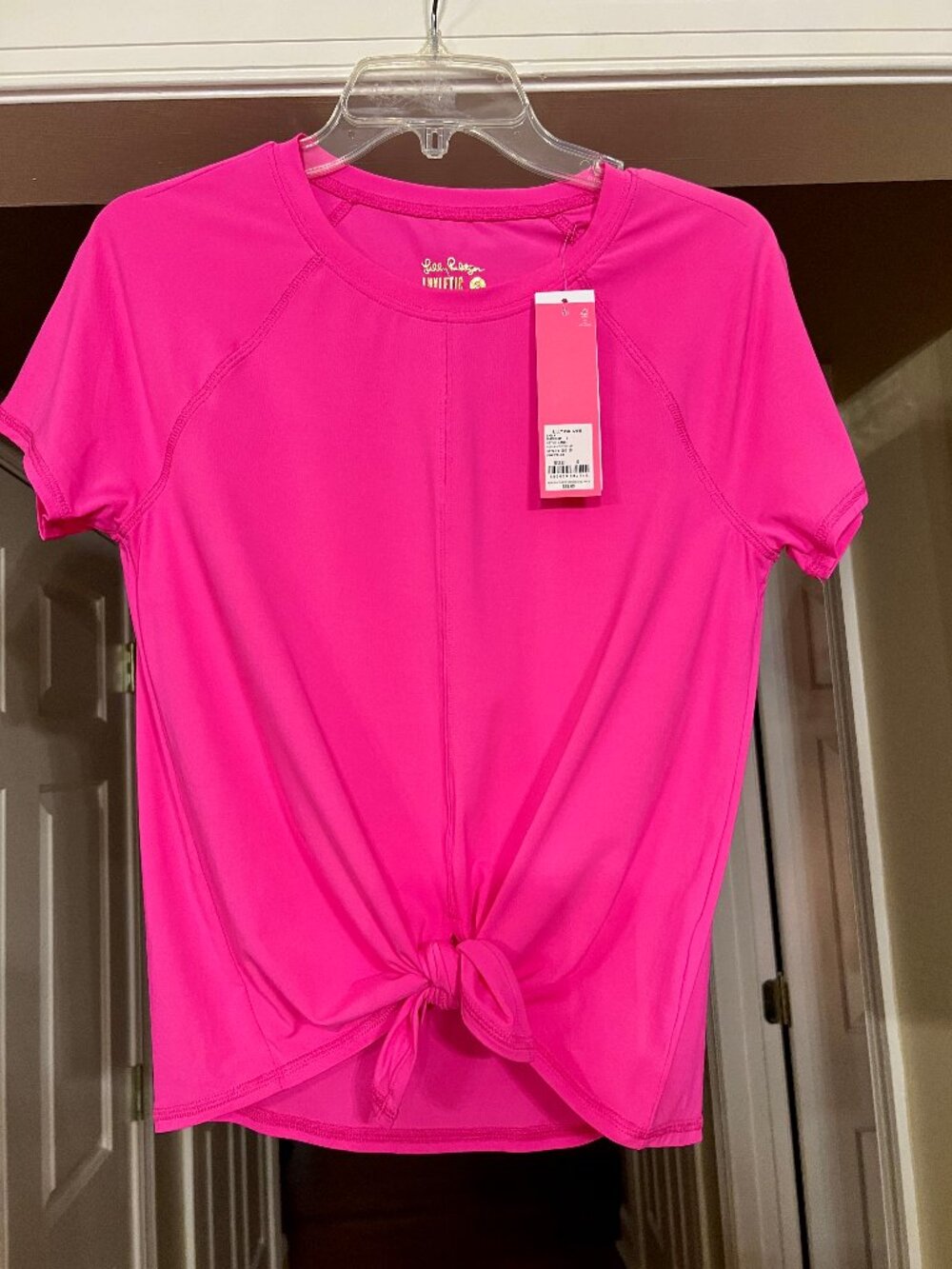 NWT Lilly Pulitzer Luxletic Kieran Tie Front Active Tee T Shirt Top Shirt SMALL - Picture 2 of 3